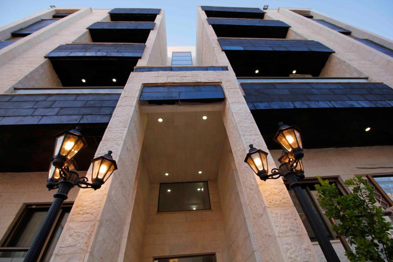 Aqarco Shmeisani Apartments Amman Exterior photo